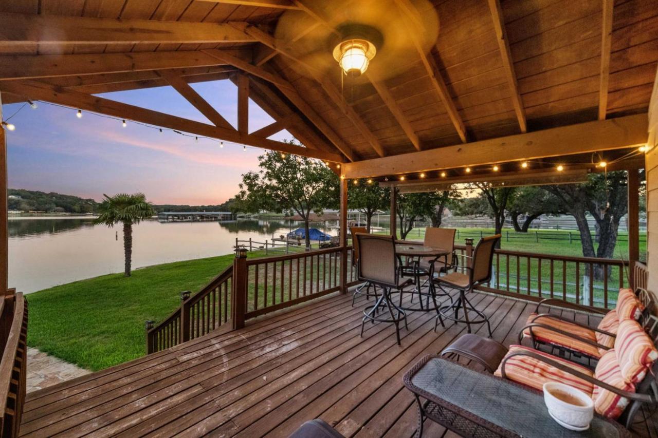 Lakefront Haven About 6 Mi To Historic Granbury Square Villa Exterior photo